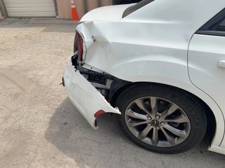 2021 Chrysler 300 Touring L - Primary Damage Right Image